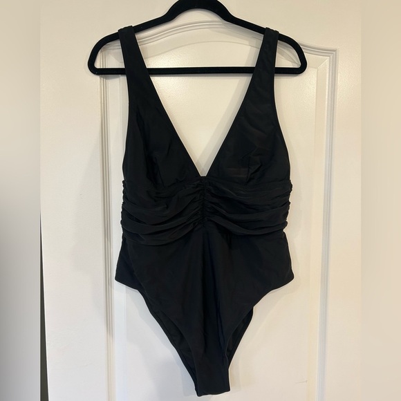 Popvil Other - NWT Popvil One Piece Ruched Swimsuit